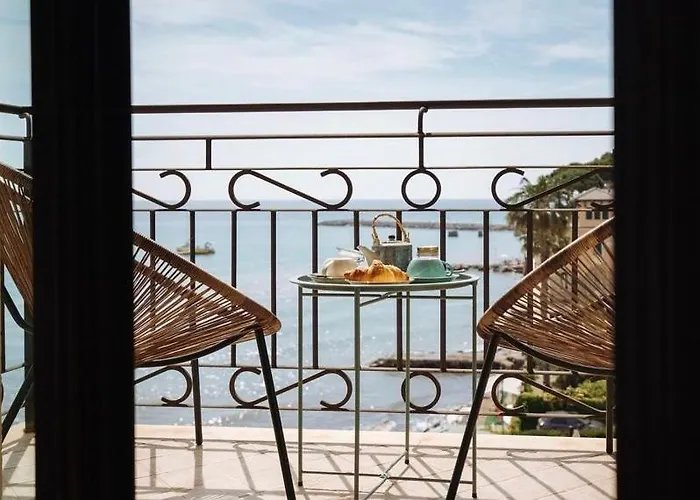 Jasmin Charme 酒店 迪亚诺马里纳