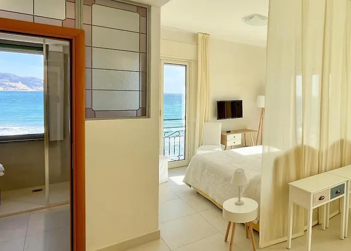 Jasmin Charme 4* Diano Marina