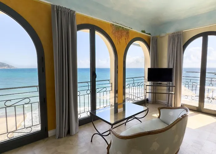 酒店 Jasmin Charme 4*