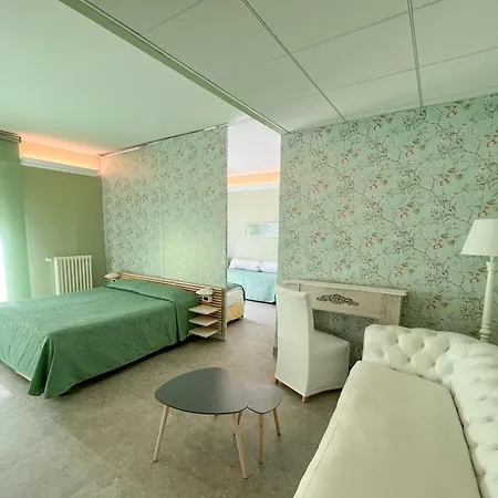 Jasmin Charme Diano Marina