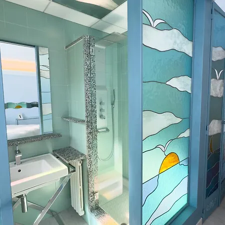 Jasmin Charme 迪亚诺马里纳