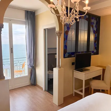 Hotel Jasmin Charme Diano Marina