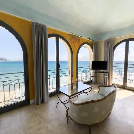 Hotel Jasmin Charme 4*